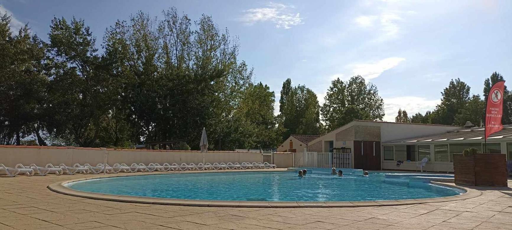 Mobilhome L'Oasis Camping Le Clos Cottet Angles  Exterior photo