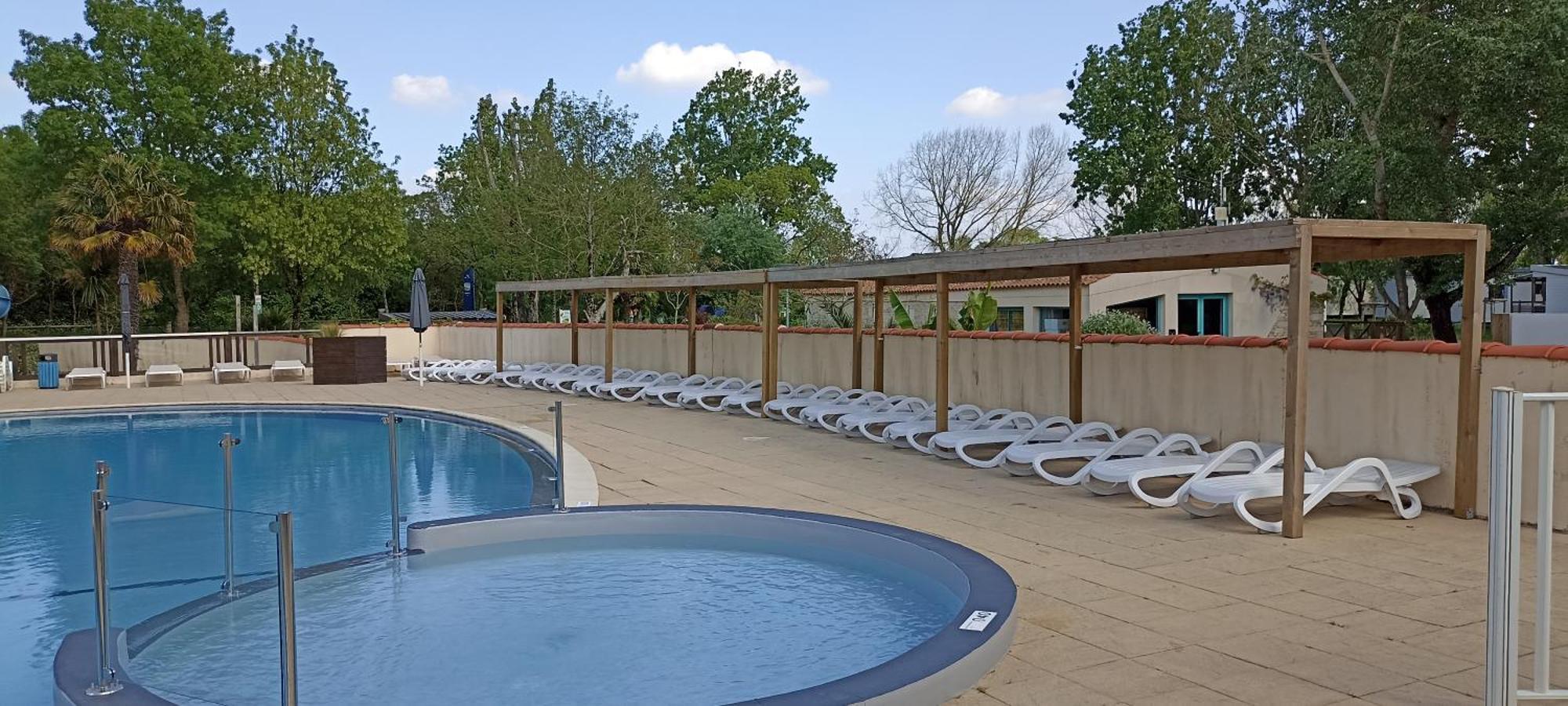 Mobilhome L'Oasis Camping Le Clos Cottet Angles  Exterior photo